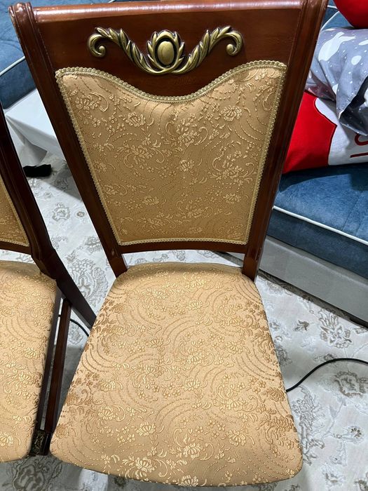 Продаётся гостинные Стулья