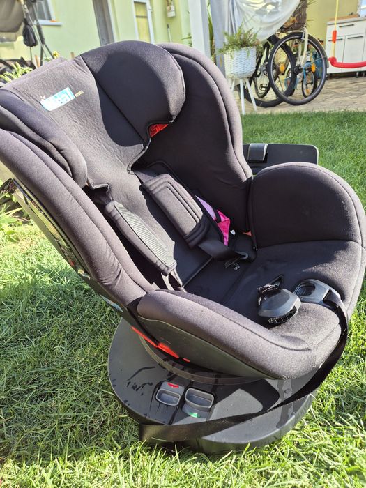 Scaun auto 360° cu isofix
