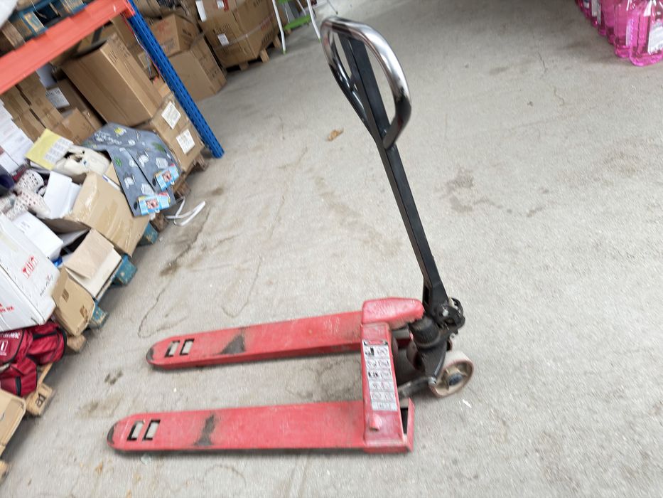 Палетна количка 2.5Т