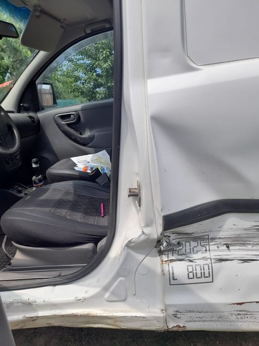 Dezmembrez OPEL COMBO