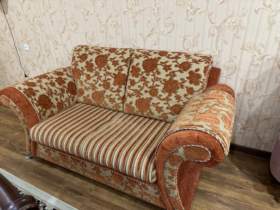 Уголок диван