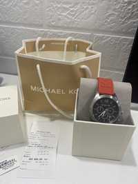 Часы от Michael Kors