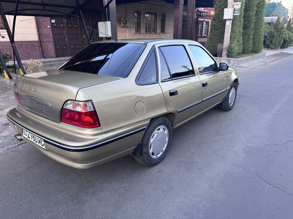 Neksiya 1 yaxshi xolatda 2chi qul