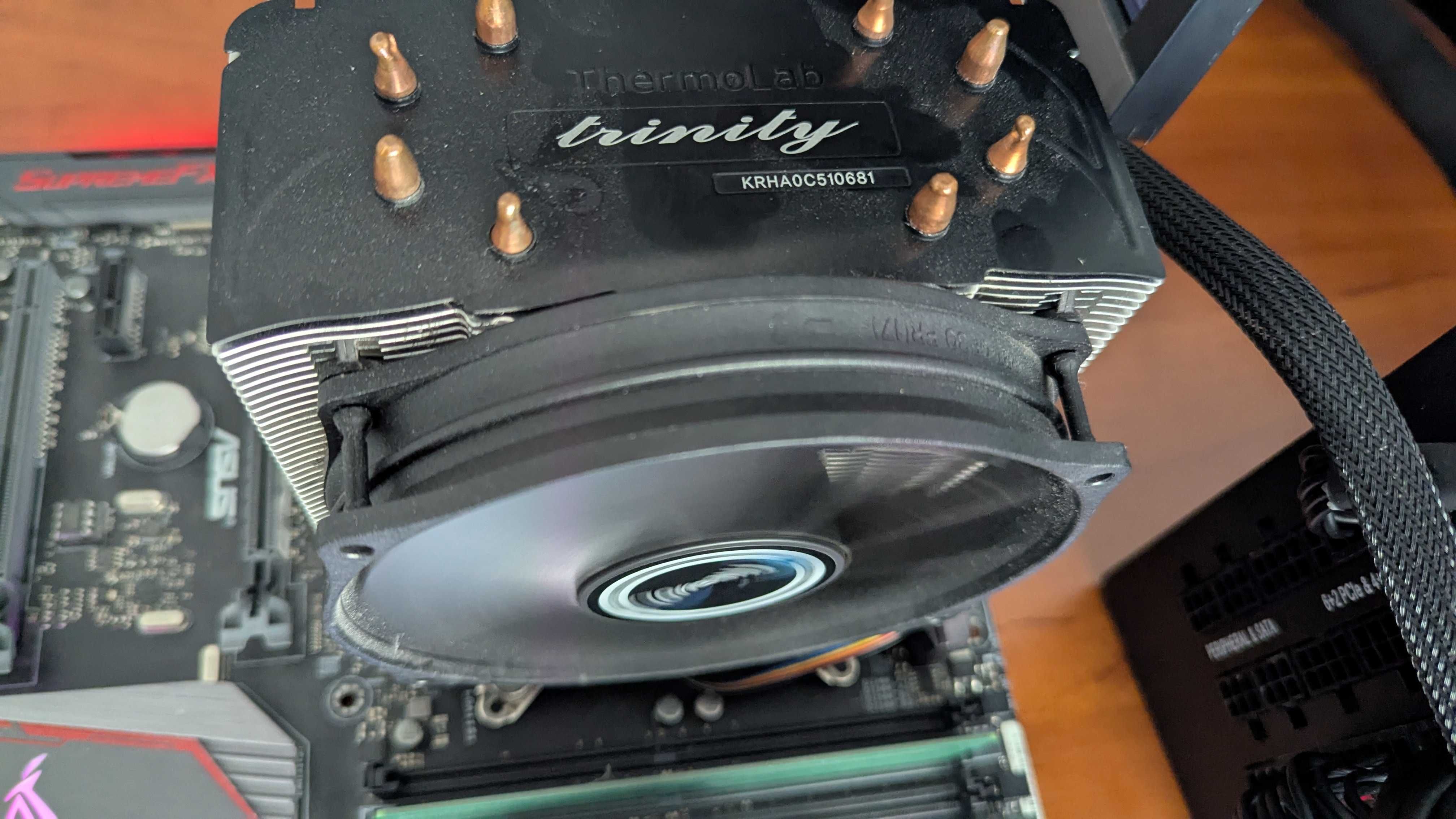 Asus Maximus VIII Hero + Core I7 7700 дъно и процесор с охлаждане