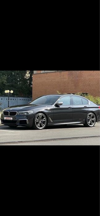 Bmw g30 550i sotiladi holati yahshi