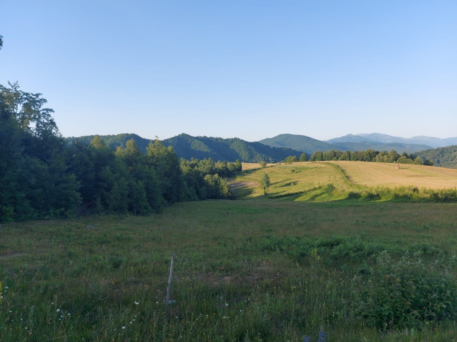 Vând teren special pentru cabane,pensiuni