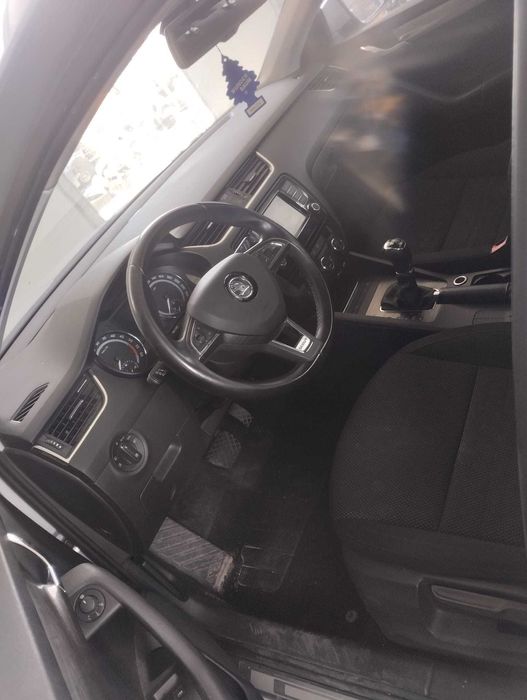 Dezmembrez skoda octavia scout DSG-RBQ  culoare LA7W cod motor CUNA