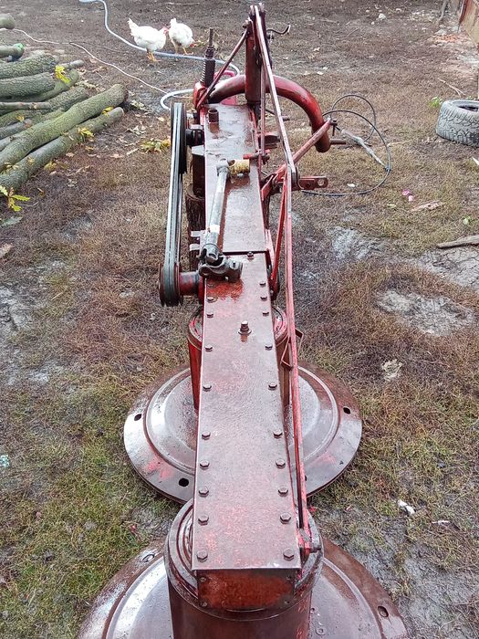 Vând coasă rotativa