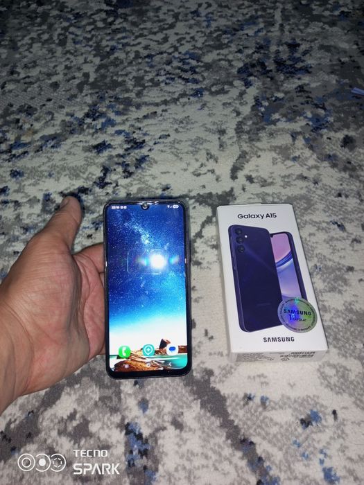 Самсунг а 15.   .