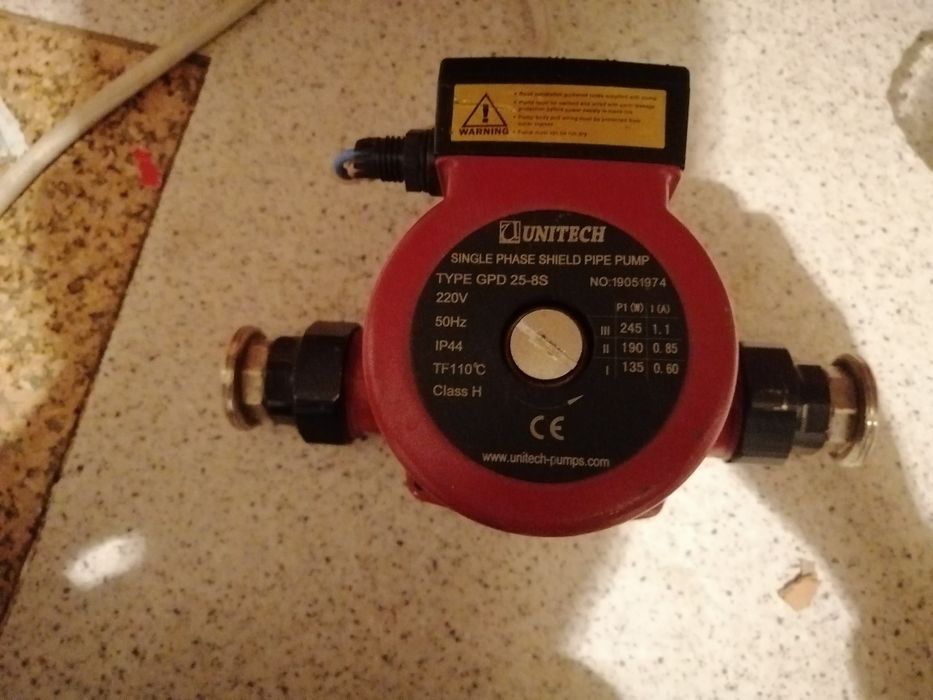 Продам электрон насос на 200 кв метров новый хорошего качества