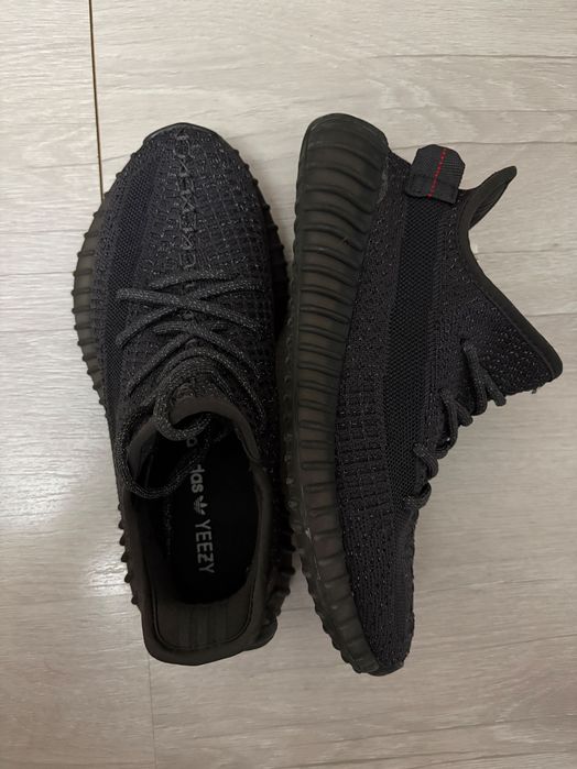 Black Friday Промоция Adidas Yeezy Boost 350
