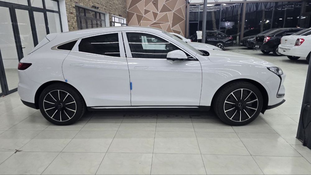 Seres 5 EV 2025 йил AWD Aito m5