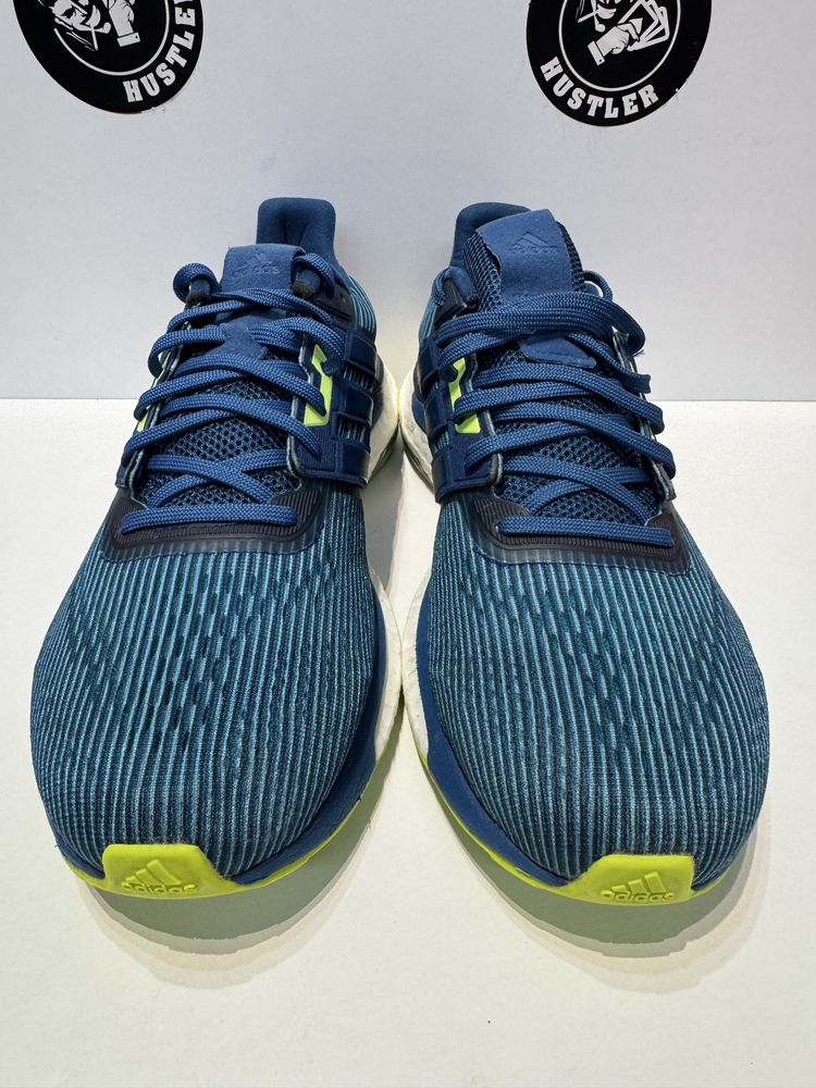 Маратонки ADIDAS SUPERNOVA .Номер 43.5