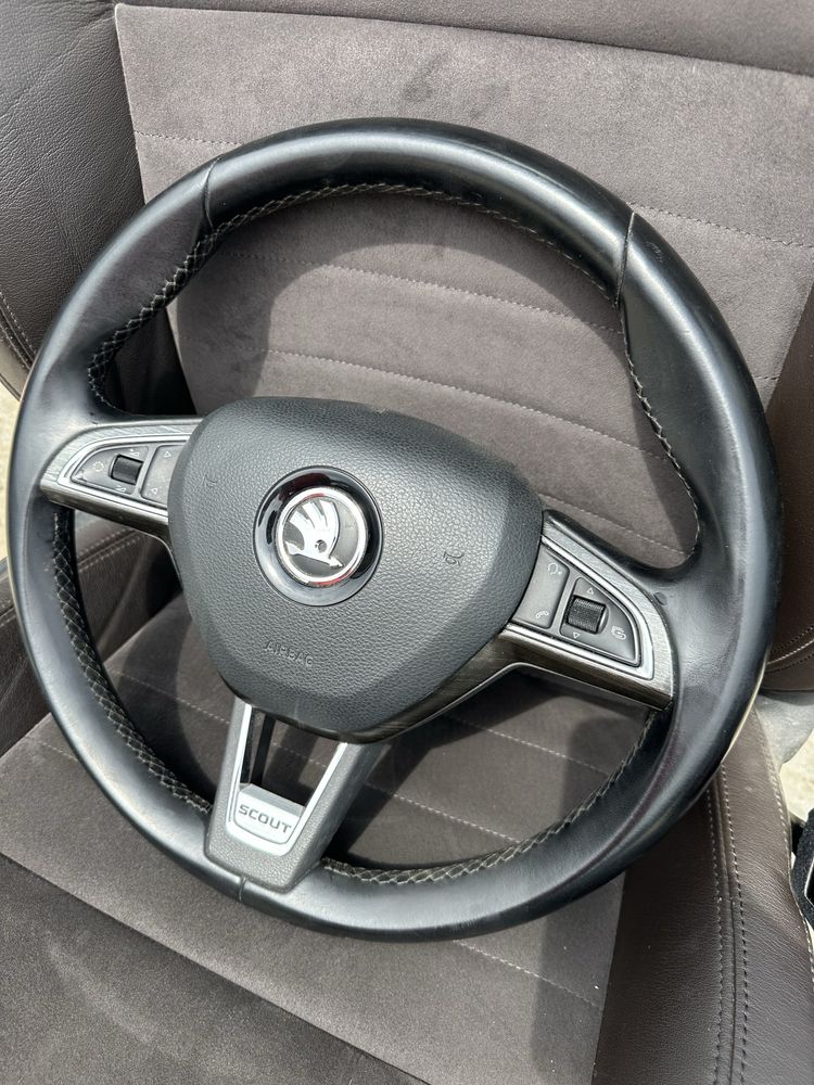 Волан с airbag Skoda Octavia 3 III мулти scout шкода октавия айрбег