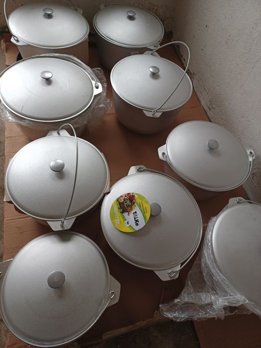 Ceaun tuci cu capac 40L