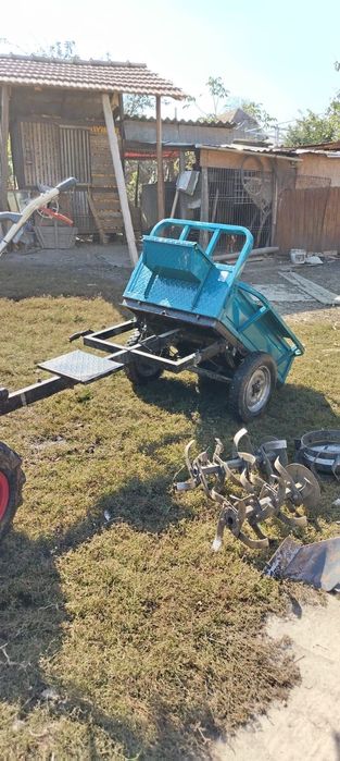Motocultor 15cp și remorca