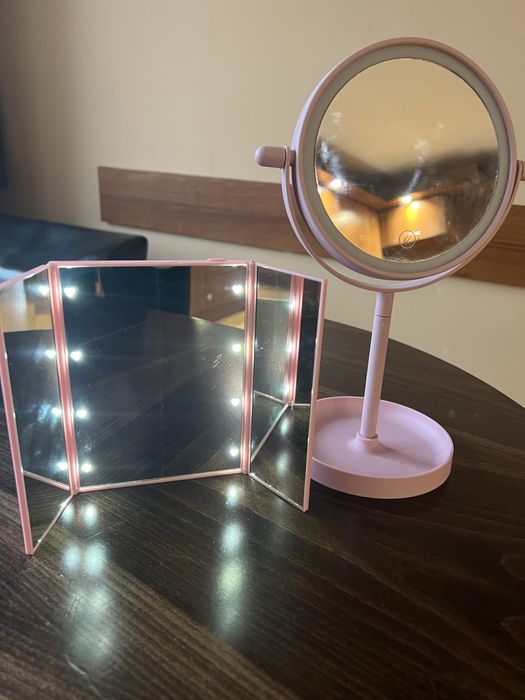 Козметични огледала