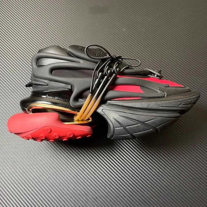 Balmain Unicorn Orice Model