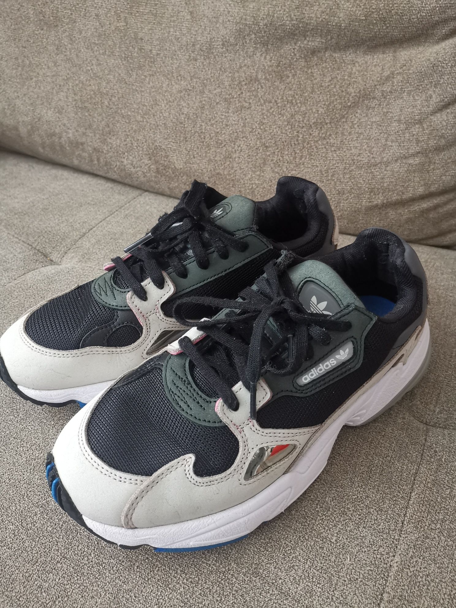 Маратонки adidas