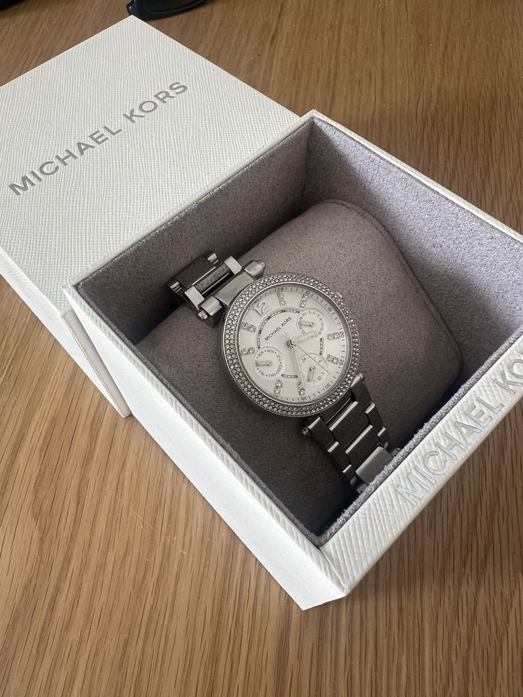 Michael Kors часовник
