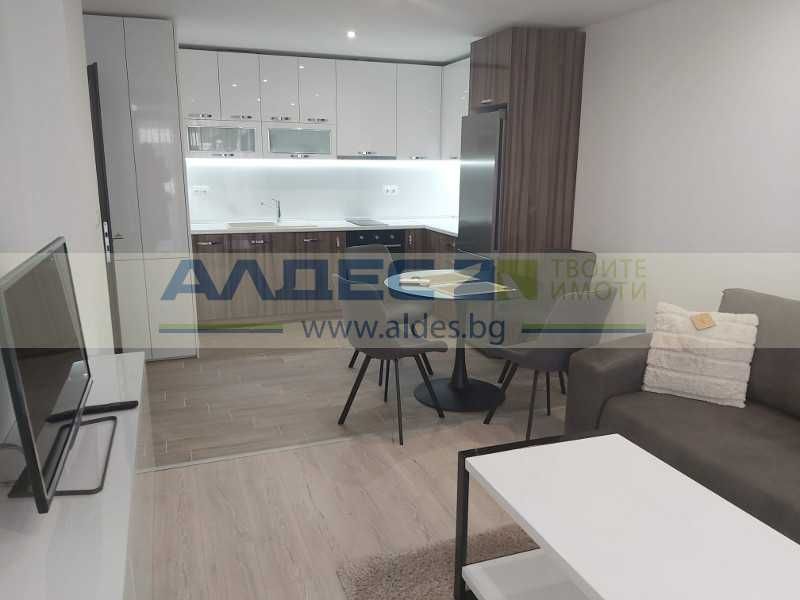 Дава се под наем Тристаен апартамент в София, Младост 4 - 88 кв.м за 799 € - Снимка #3