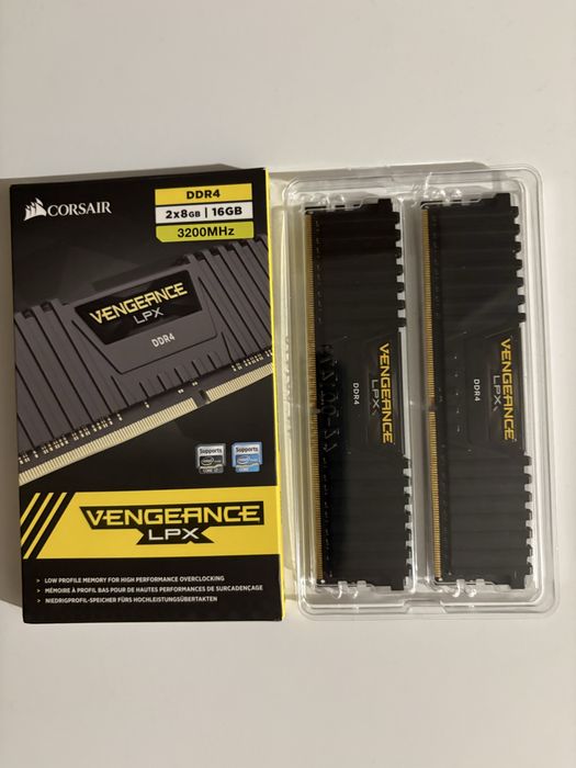 Corsair DDR4 16GB (2x8GB) 3200MHz RAM