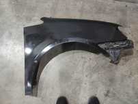Aripa dreapta fata vw touran 1t1 cod culoare LC9X