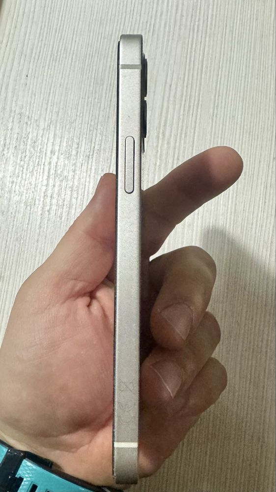Iphone 12 бял 128GB