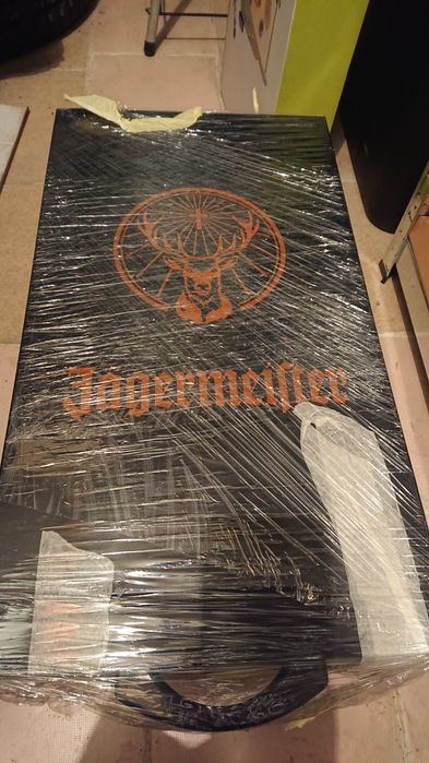 Хладилник Jagermeister