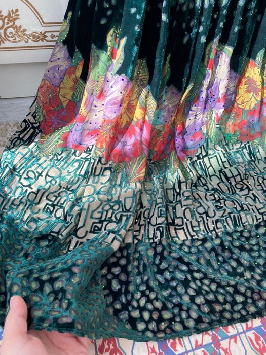 Әдемі панбархат көйлек сатылады