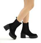 Ghete piele intoarsa
