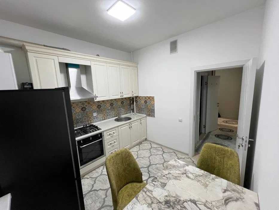 Уютная двухкомнатная 50 м² в центре Яшнабада с евро-ремонтом!`
