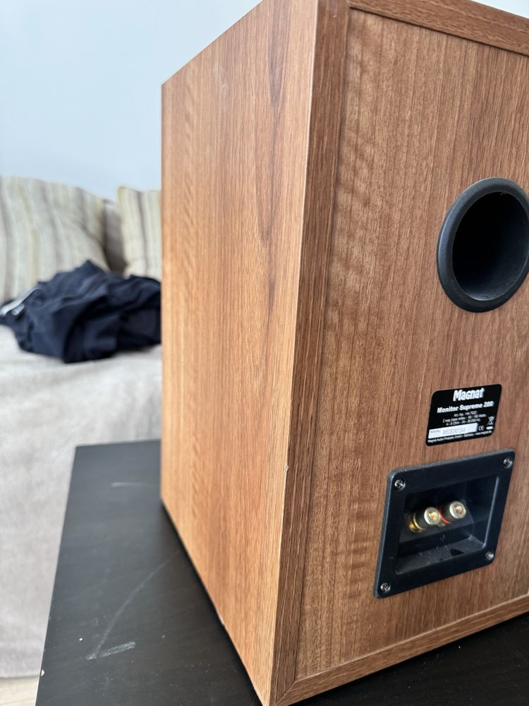 Boxe magnat monitor supreme 200