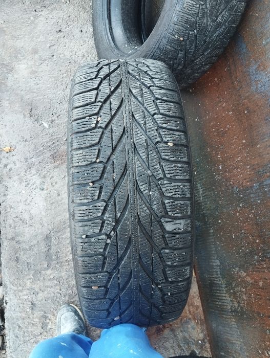Шины всесезонка Nokian б/у