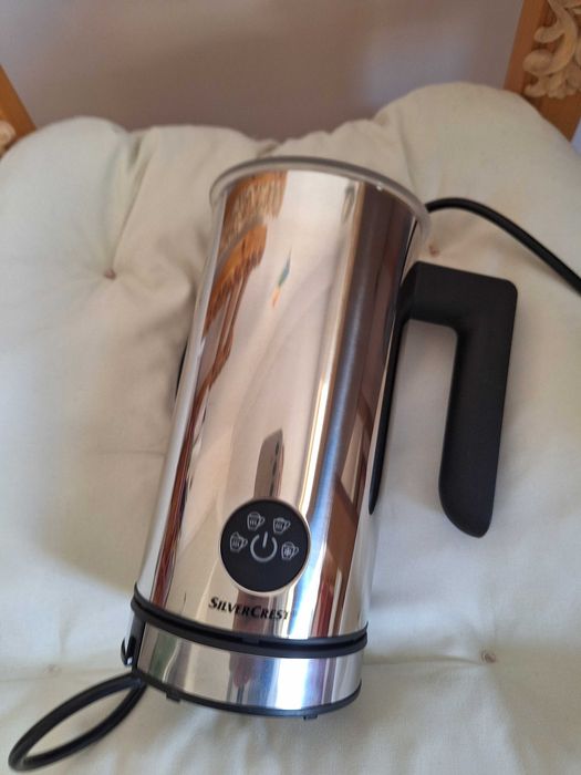 Cana electrică pentru spumat lapte