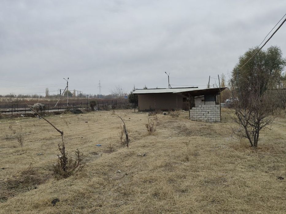 Yer sotiladi 5 sotix Qibray tumanida