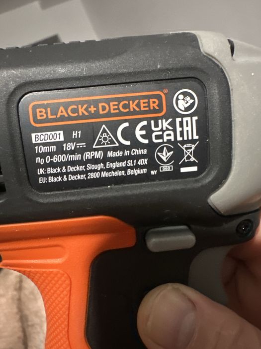 Bormasina black +decker