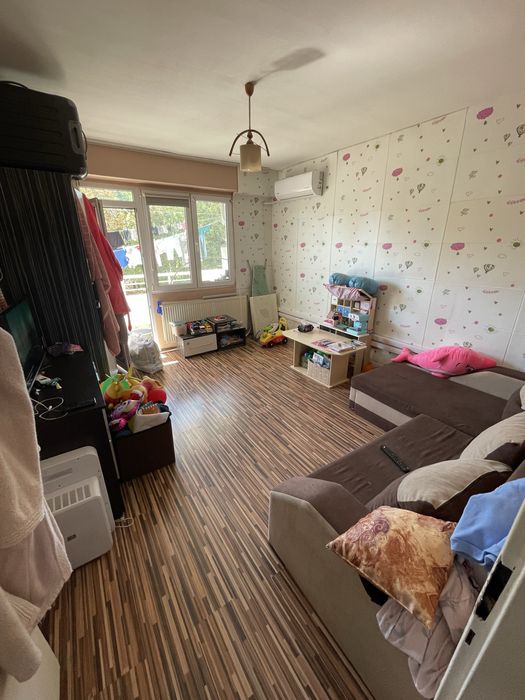 Слънчев двустаен с бокс и гледка към Балкана – готов за нанасяне!