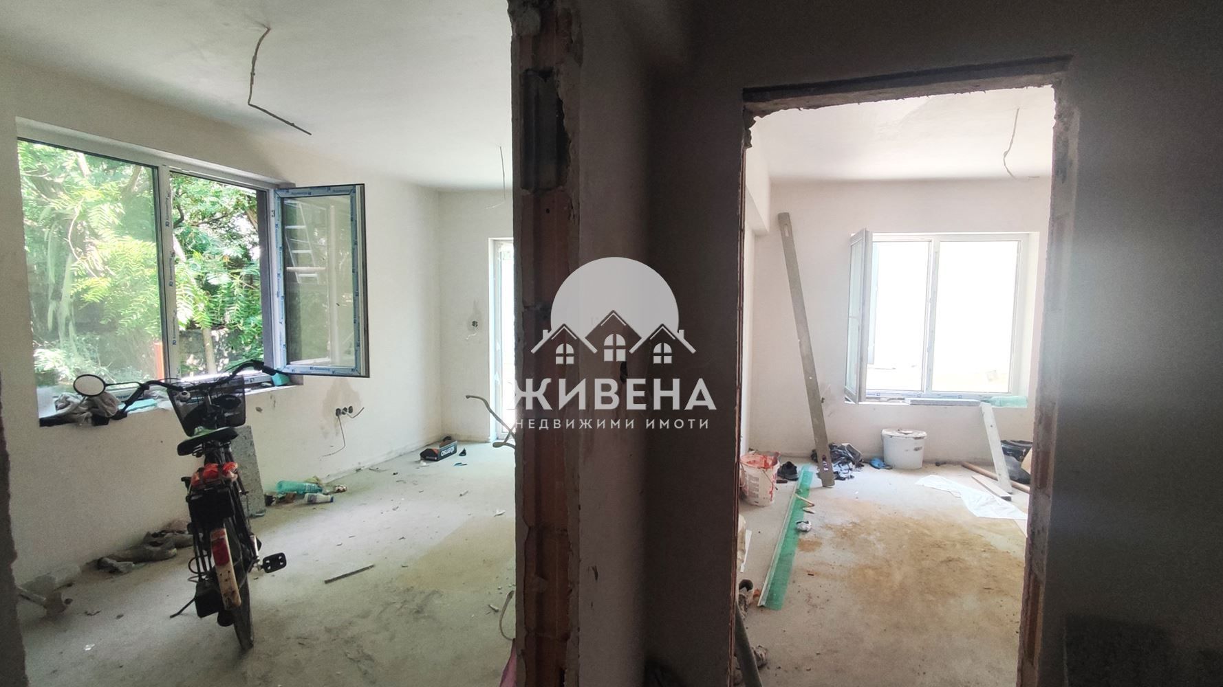 3-стаен апартамент, АКТ 14, Базар Левски, 83 кв.м, собствен двор + 2