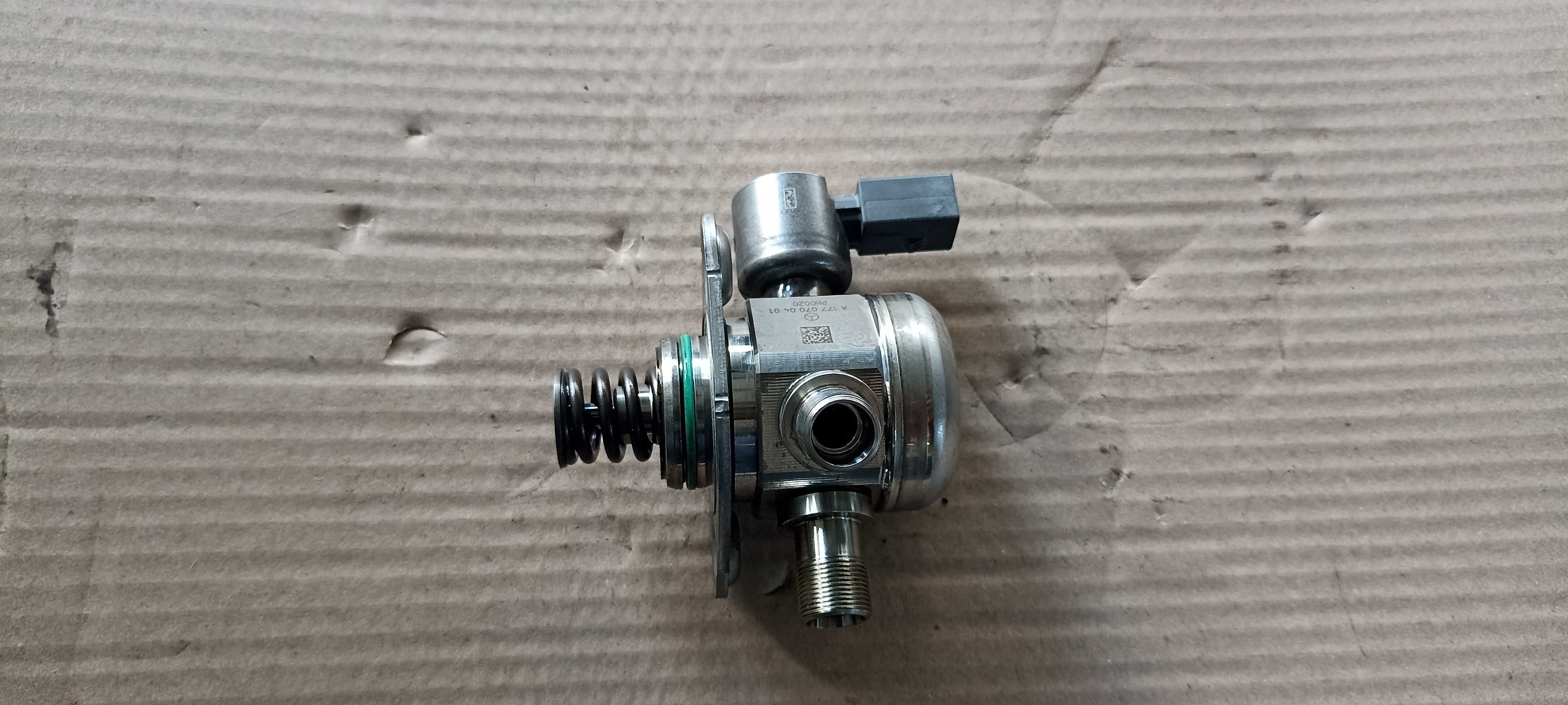 Pompa inalta presiune Mercedes 4.0L V8 Euro 6, pompa inalte 0261520342