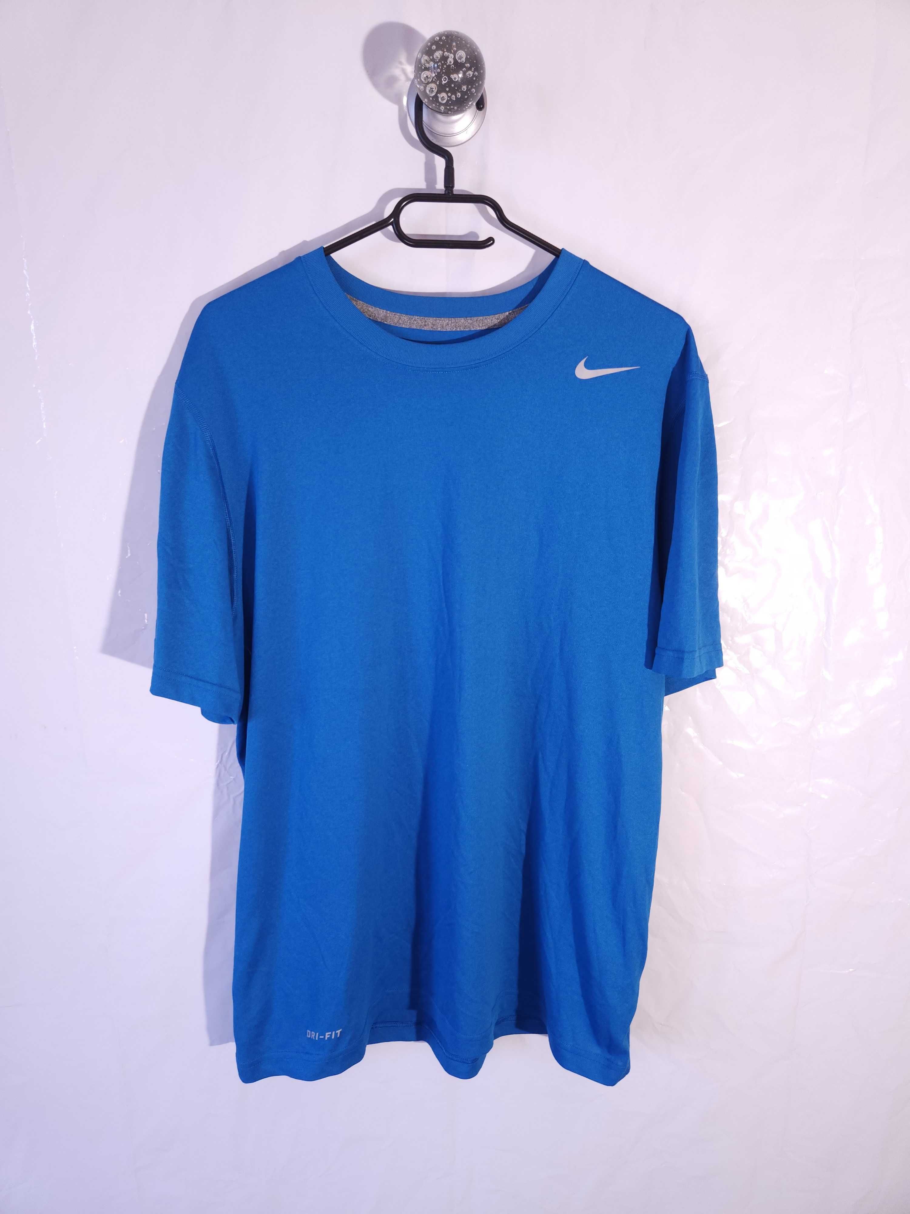 NIKE Dri-Fit Тениска/Мъжка М