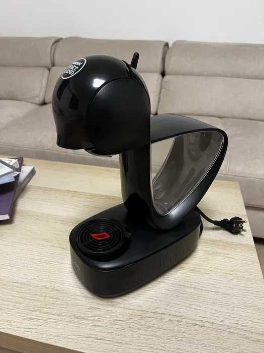 Vand aparat cafea Nescafe Dolce Gusto