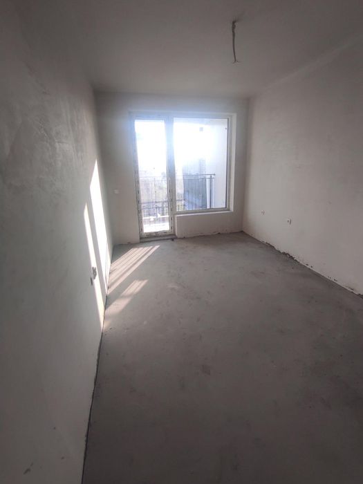 Продава се Тристаен апартамент в Бургас, Изгрев - 92 кв.м за 1679 €/кв.м - Снимка #3