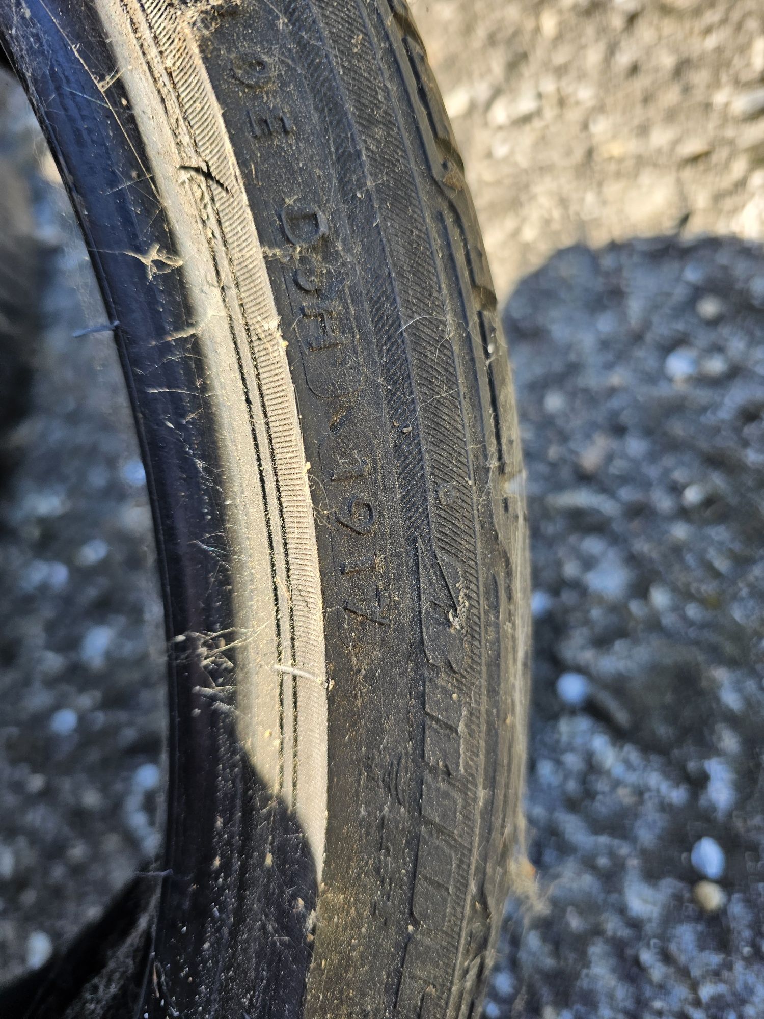 Anvelope Bridgestone 225 40 19 si 225 35 19