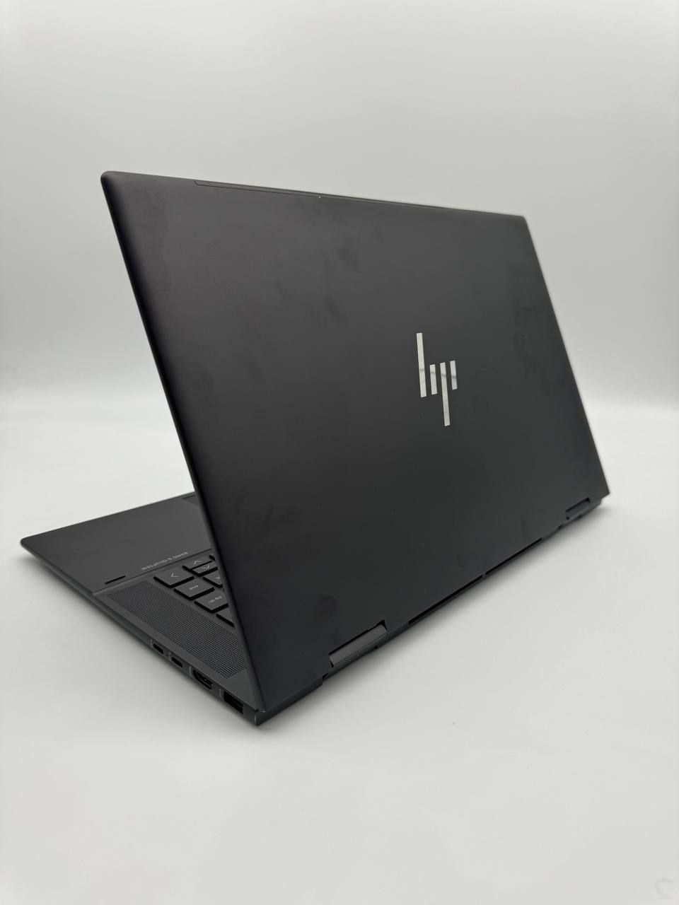 Ноутбук HP ENVY x360