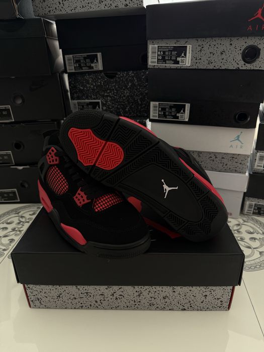 Jordan Retro 4 Red Thunder
