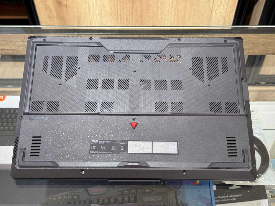 ASUS Gaming TUF F17 AMD Ryzen 7-6800H Ram 16 ssd 512 RTX 3060 6гб