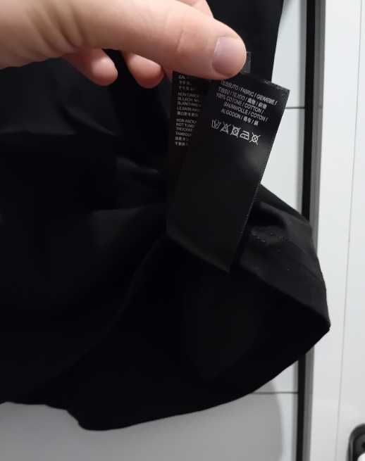 Чисто нова оригинална тениска Balenciaga