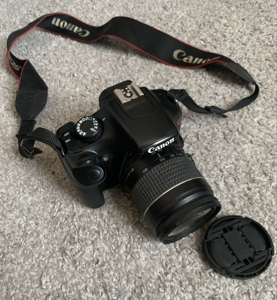 Canon EOS Rebel T3 + Обектив и аксесоари
