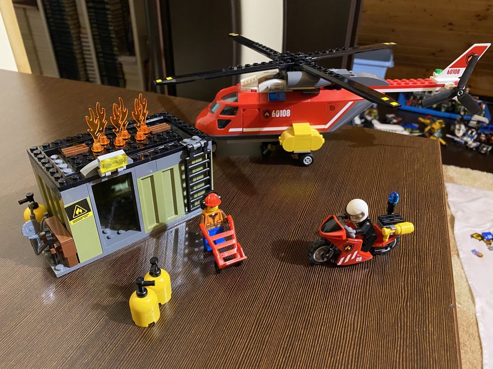 LEGO Fire Response Unit 60108
